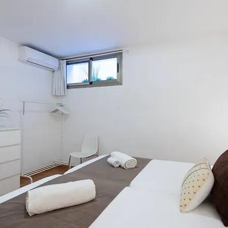 Edmond Vibes Canarias فيلة *