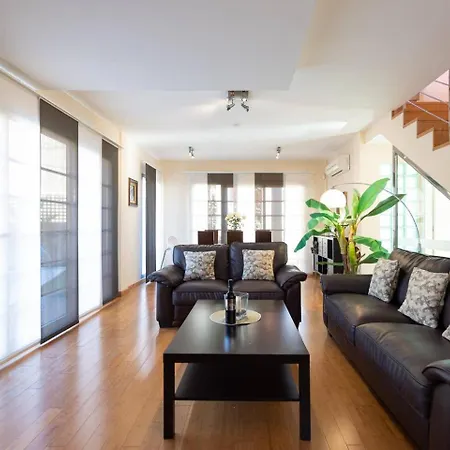 Edmond Vibes Canarias فيلة