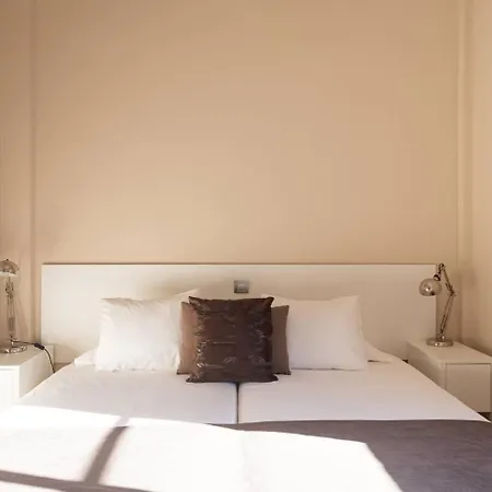 فيلة Edmond Vibes Canarias *